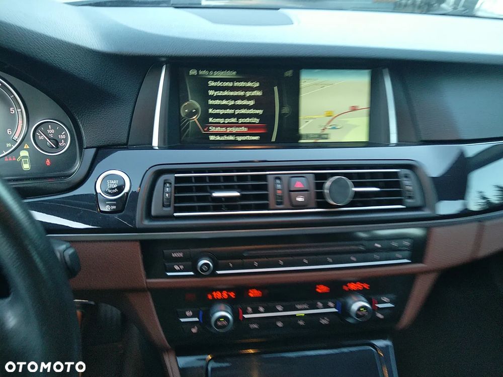 BMW Seria 5 530d xDrive - 24