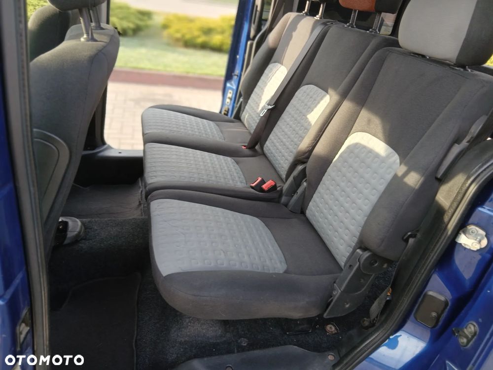 Fiat Doblo 1.9 JTD Family - 14
