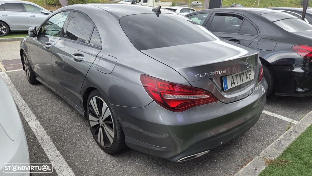 Mercedes-Benz CLA 200 d 4Matic 7G-DCT AMG Line - 2