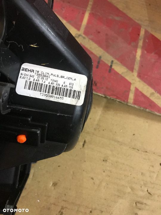 Wentylator dmuchawy CITROEN DS5 PEUGEOT 3008 T3953001 - 2