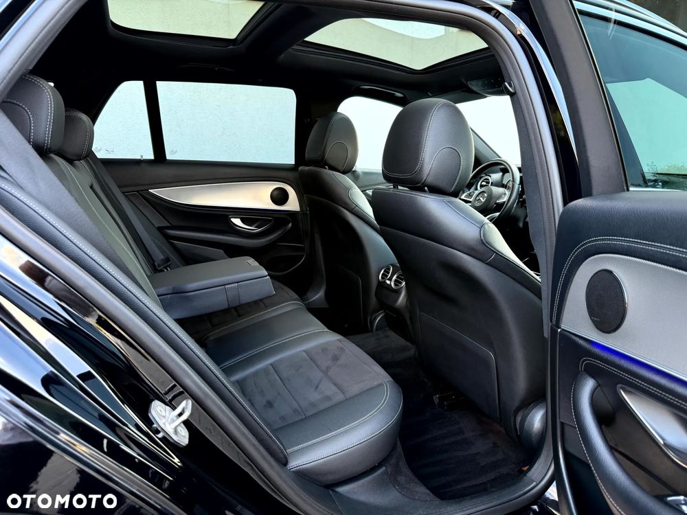Mercedes-Benz Klasa E 220 d 4Matic 9G-TRONIC AMG Line - 17