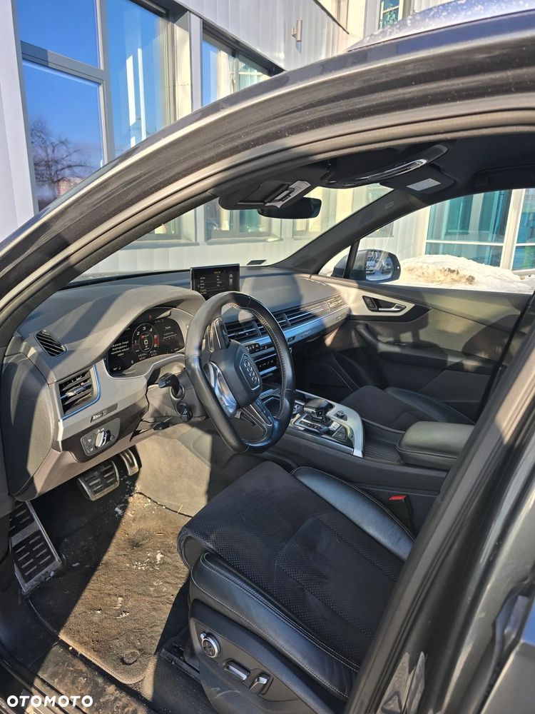 Audi SQ7 - 5
