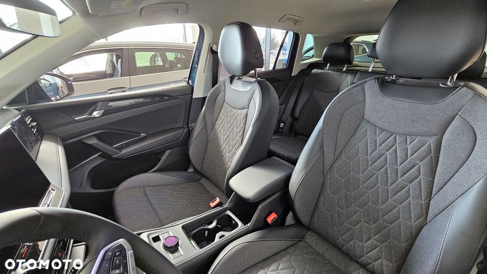 Volkswagen Tiguan - 19
