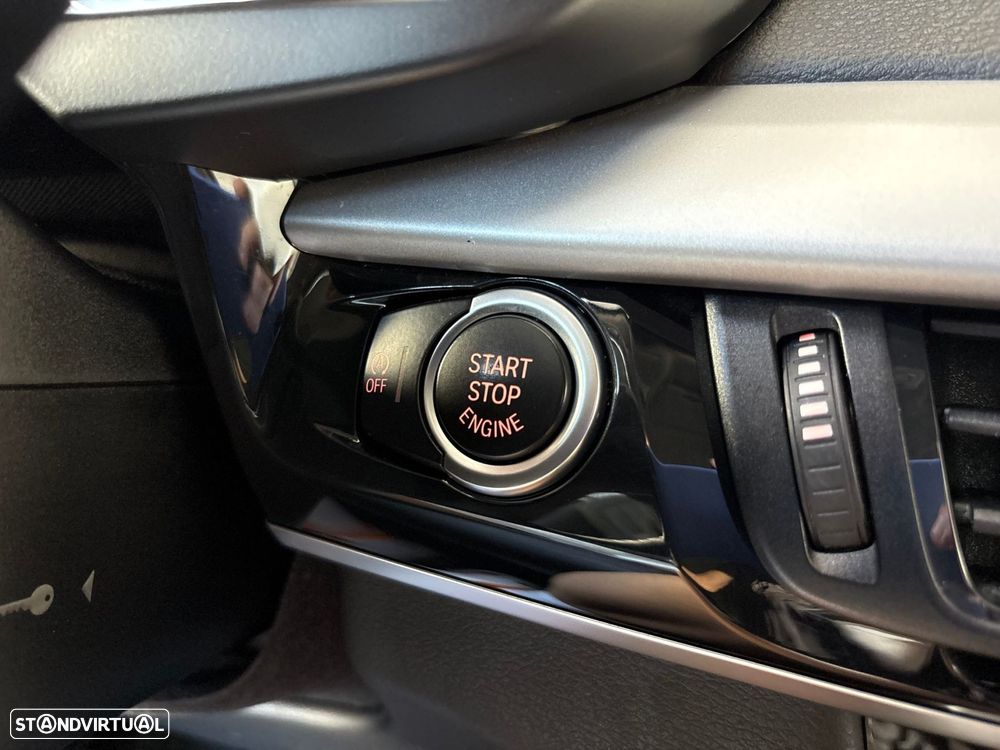 BMW X5 25 d sDrive Comfort 7L - 21