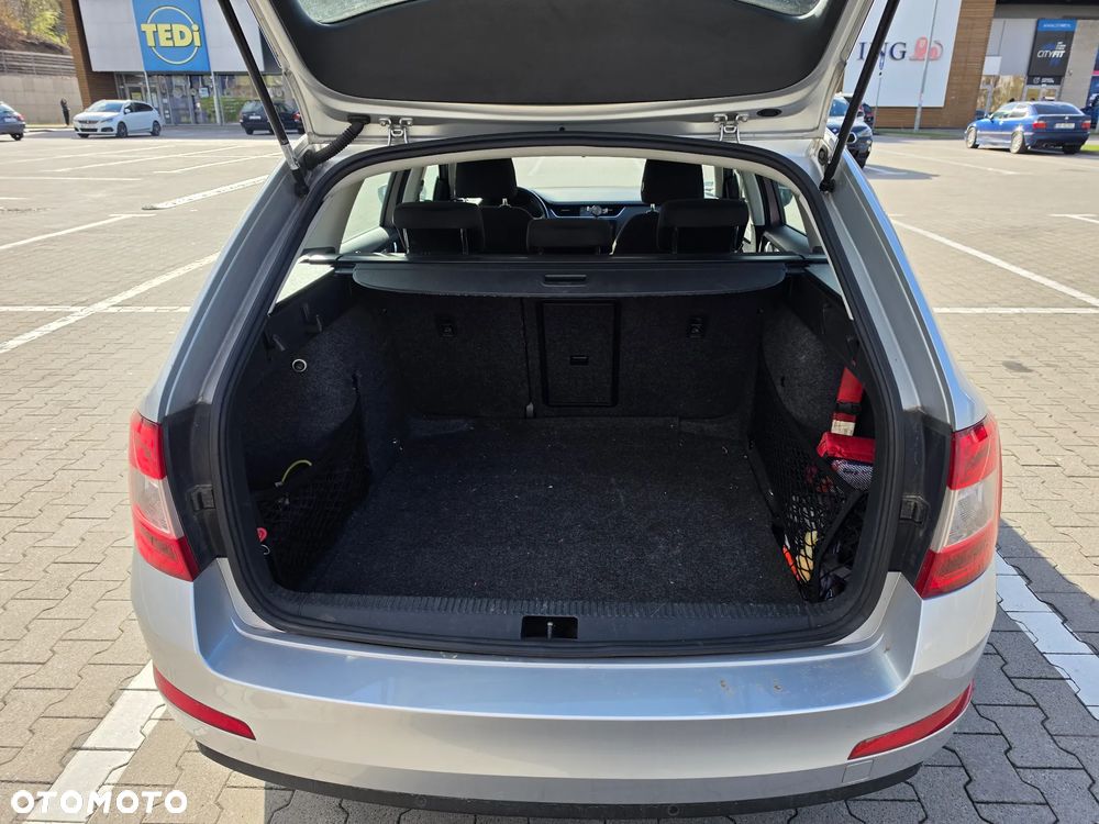Skoda Octavia 1.6 TDI Ambition - 8