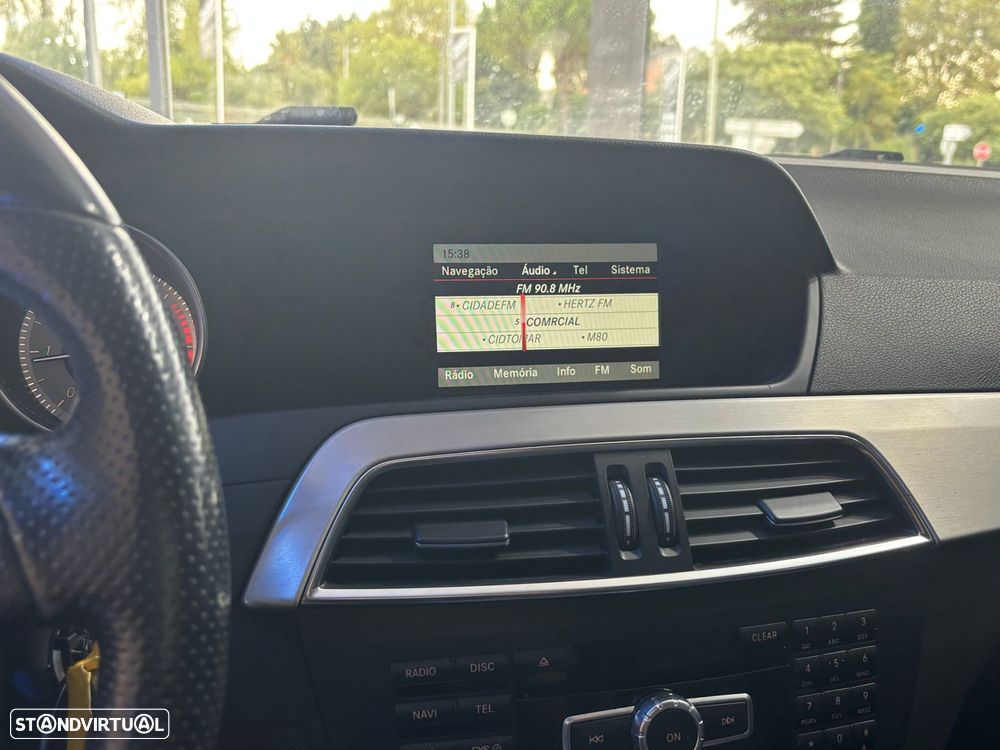 Mercedes-Benz C 220 d Avantgarde - 23