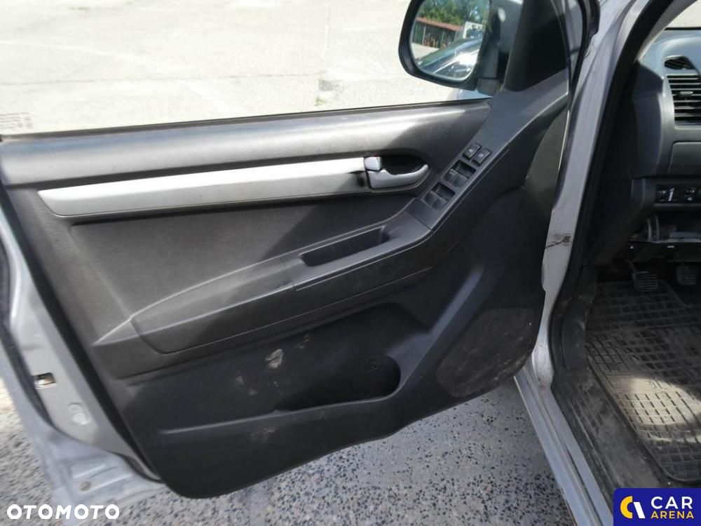 Isuzu D-Max - 21
