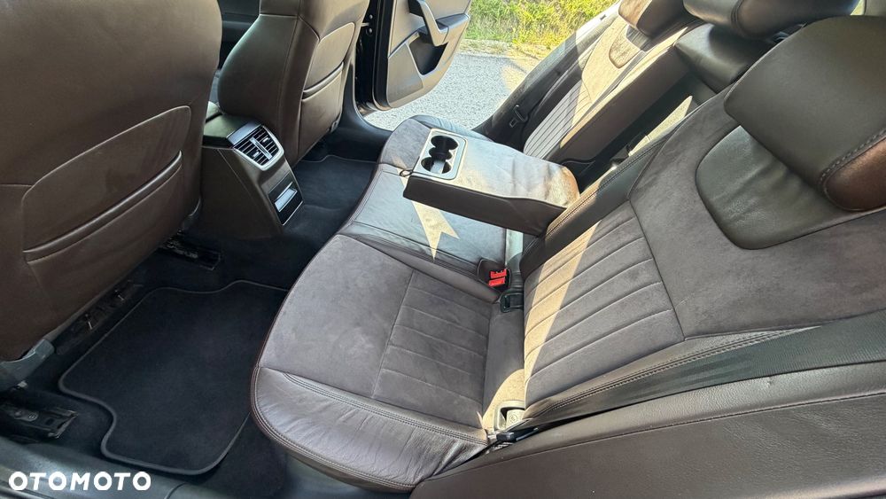 Skoda Octavia 2.0 TDI DSG Clever - 32