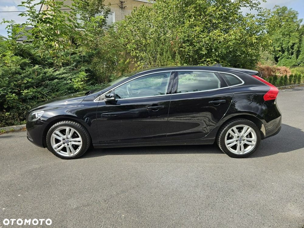 Volvo V40 - 2