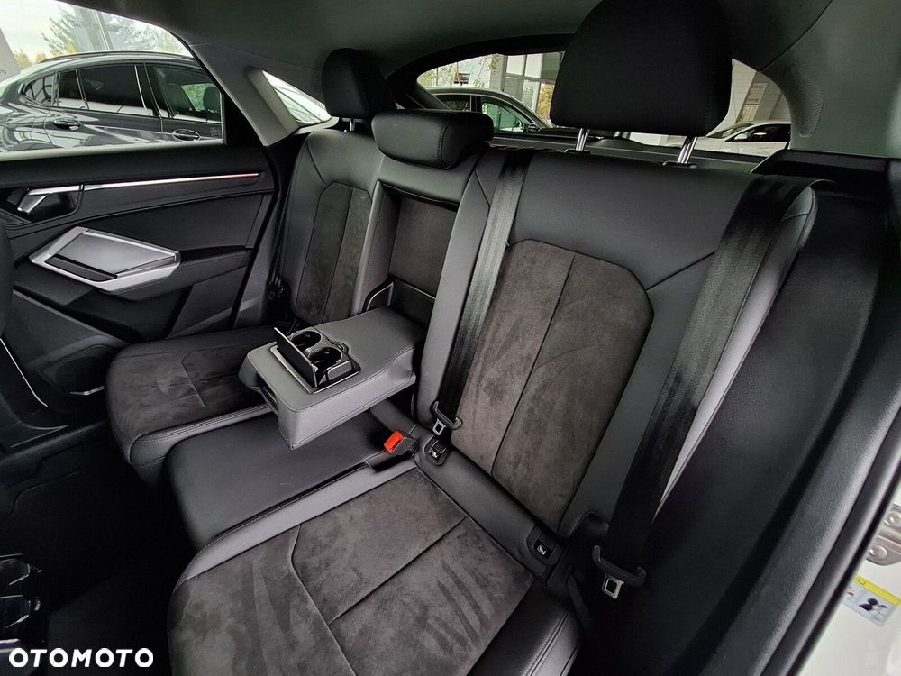 Audi Q3 Sportback 40 TDI Quattro S Line S tronic - 26