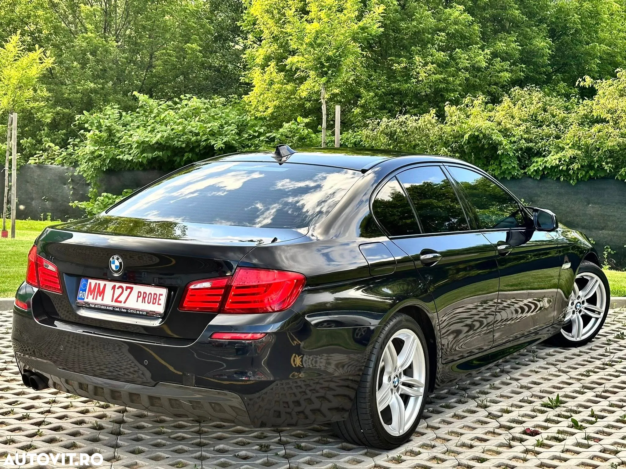 BMW Seria 5 520d - 5
