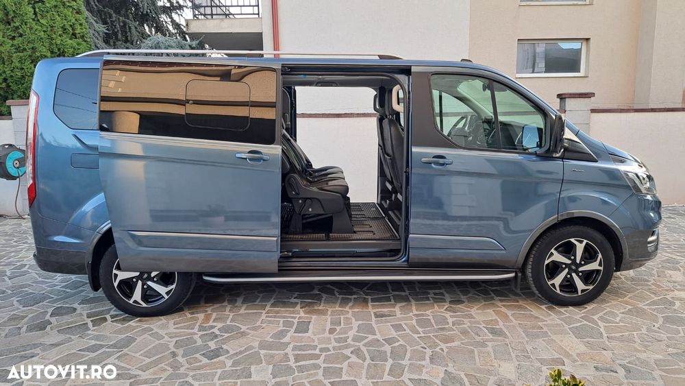 Ford Tourneo Custom Bus 320 2.0 EcoBlue 185 CP L2H1 Active Aut. - 9