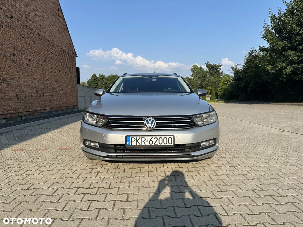 Volkswagen Passat 2.0 TDI (BlueMotion Technology) Comfortline - 9