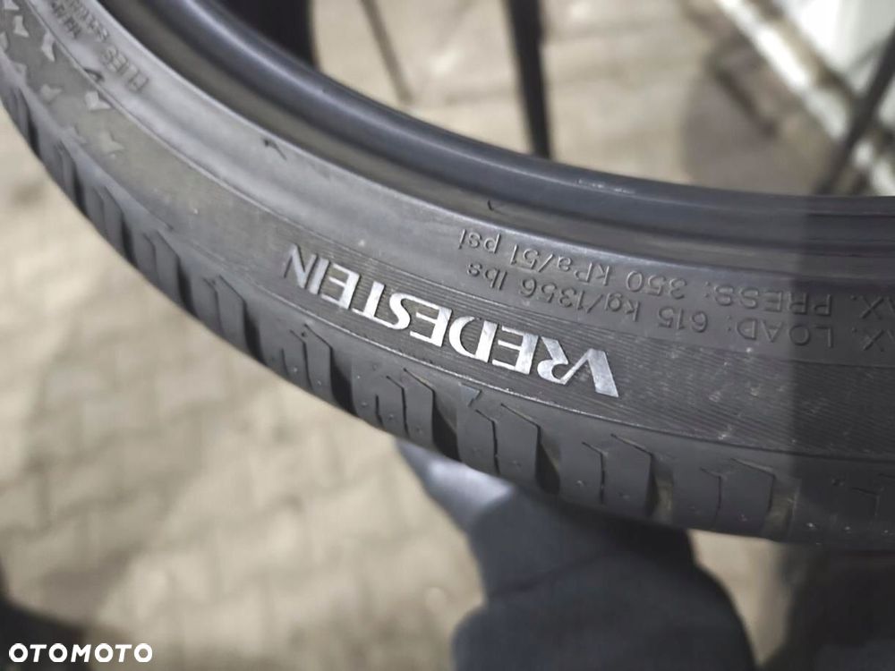 235/35r19 vredestein opony całoroczne 2021r 7369 - 3