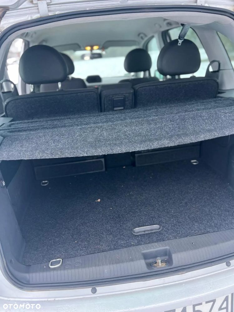 Opel Meriva 1.6 16V - 12