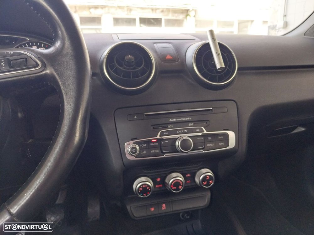 Audi A1 Sportback 1.0 TFSI Design - 7