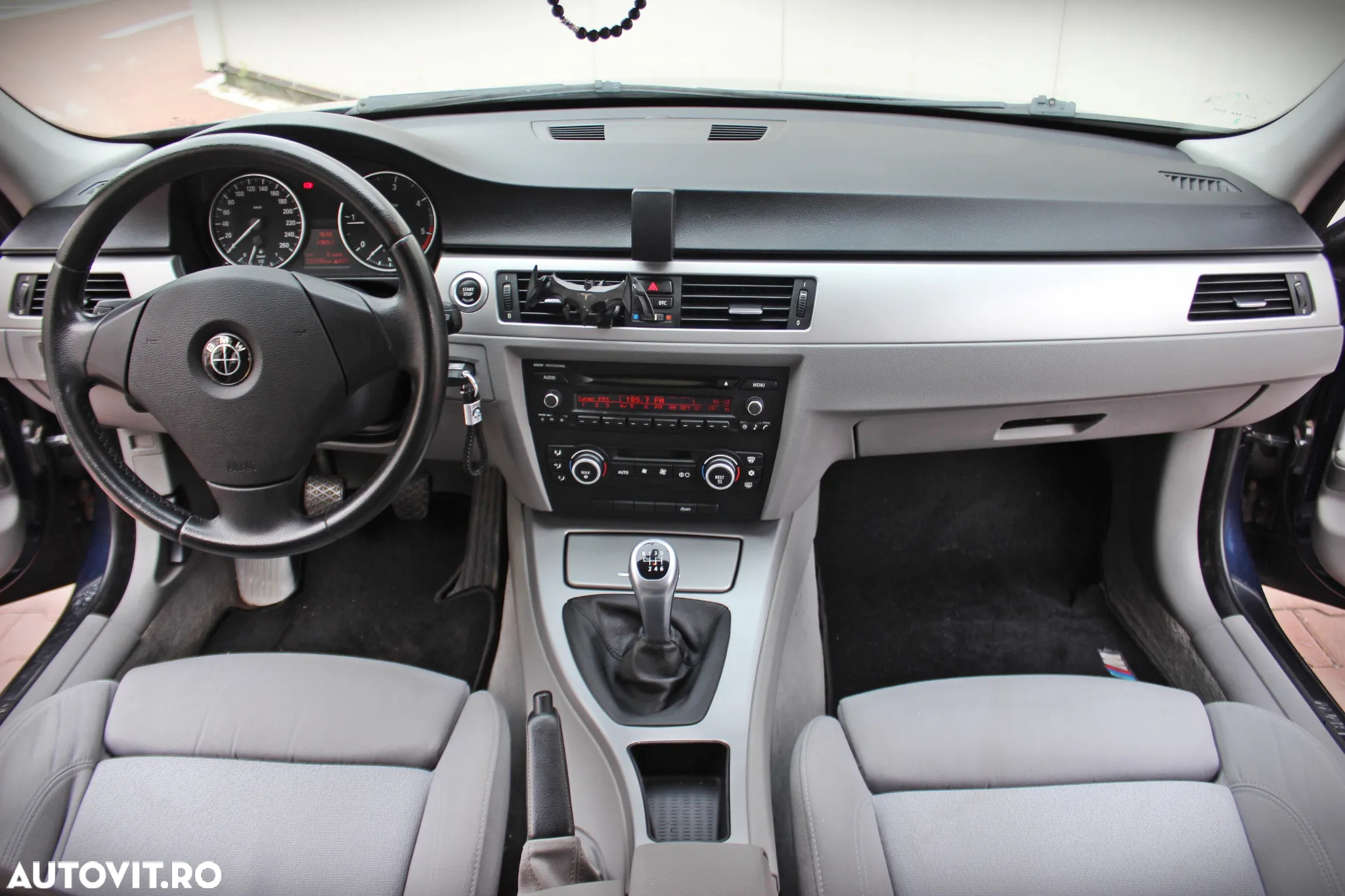 BMW Seria 3 320d DPF Touring - 5