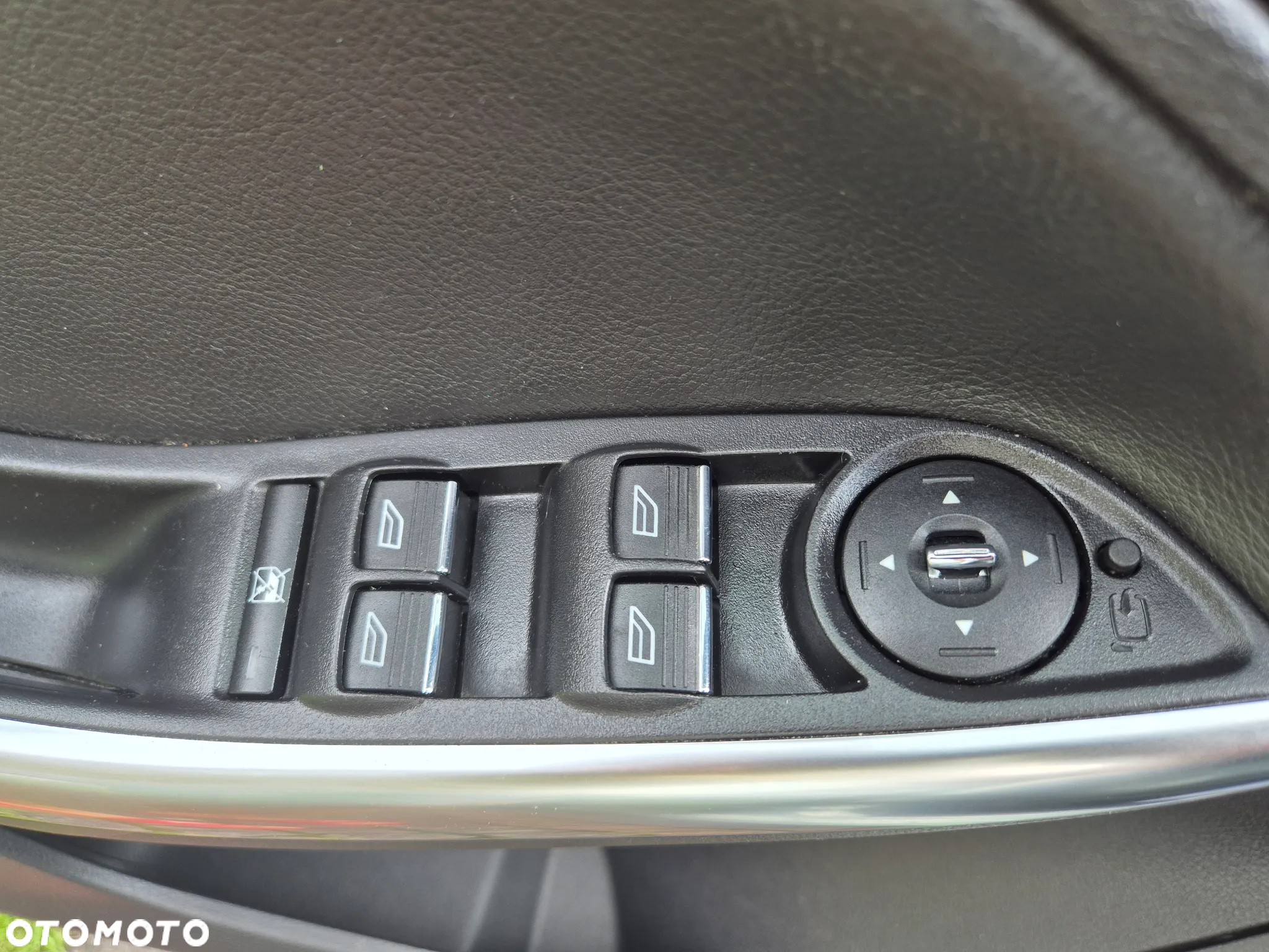 Ford Focus 2.0 EcoBoost ST mit Leder-Sport-Paket - 14