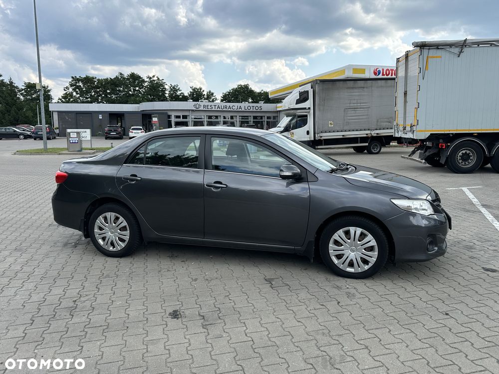Toyota Corolla 1.6 Premium - 6