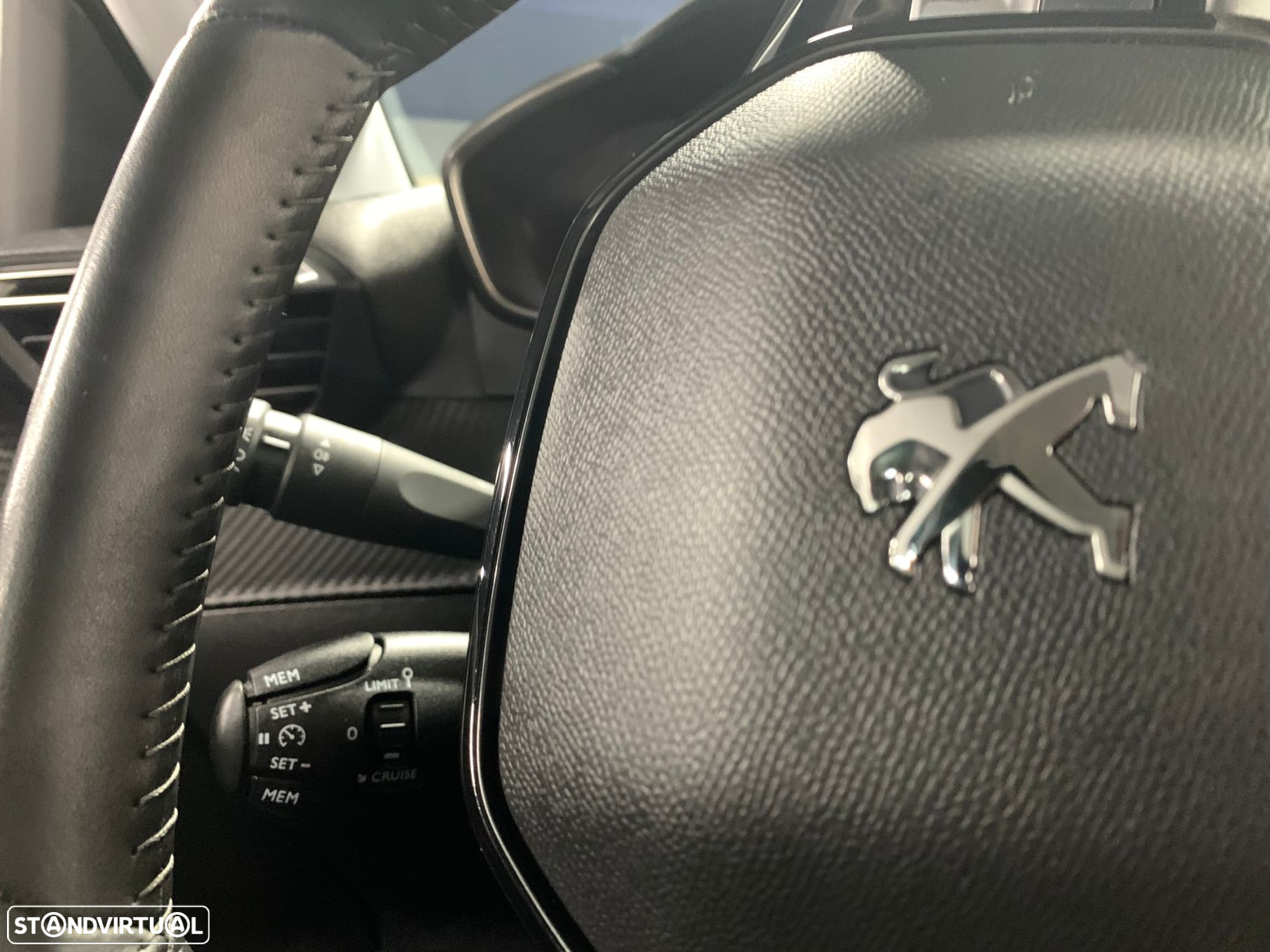 Peugeot 208 1.2 PureTech Active Pack - 18