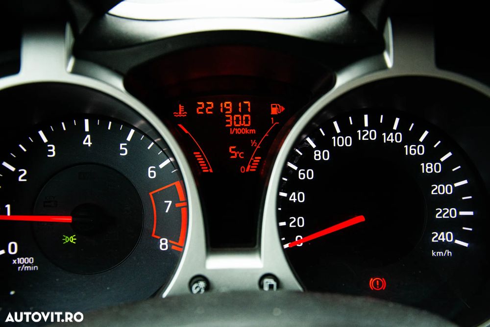 Nissan Juke 1.6 Tekna - 8