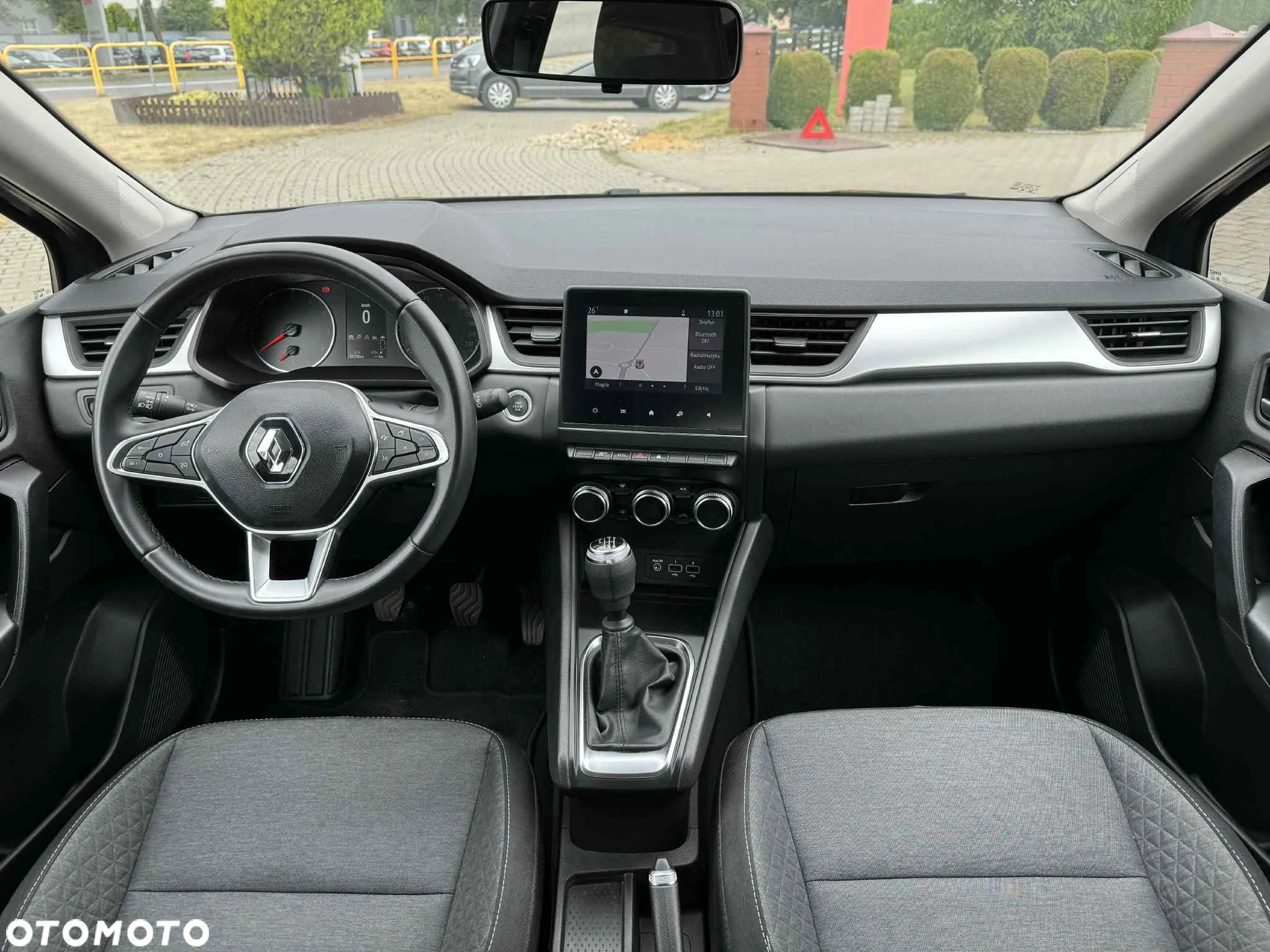 Renault Captur - 10