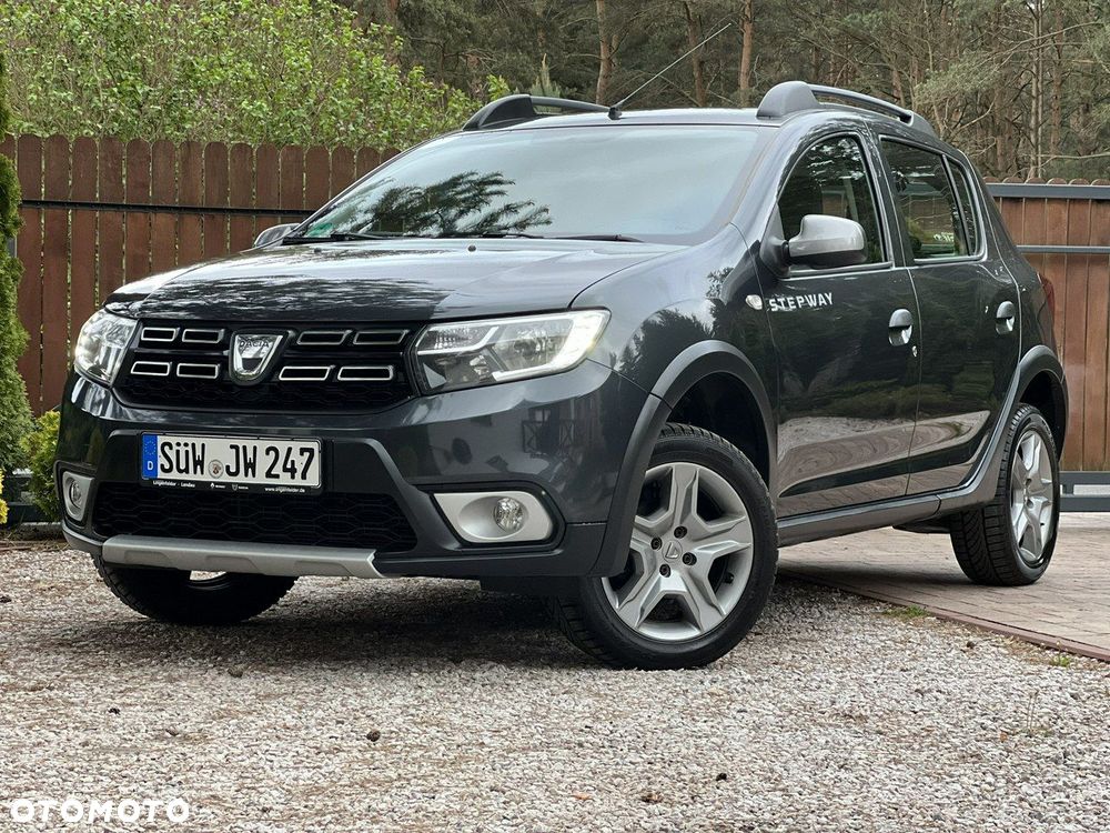 Dacia Sandero Stepway TCe 90 (S&S) Celebration - 2