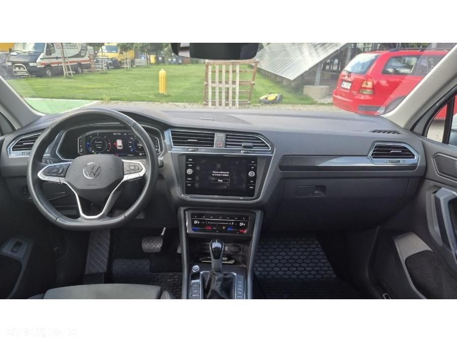 Volkswagen Tiguan - 20