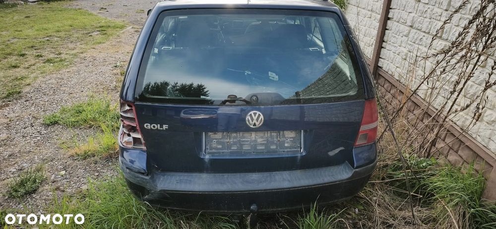 Volkswagen Golf - 4