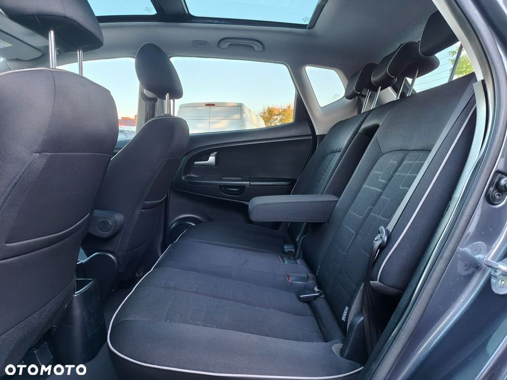 Kia Venga - 28
