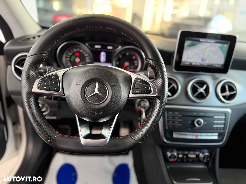 Mercedes-Benz CLA 200 - 9