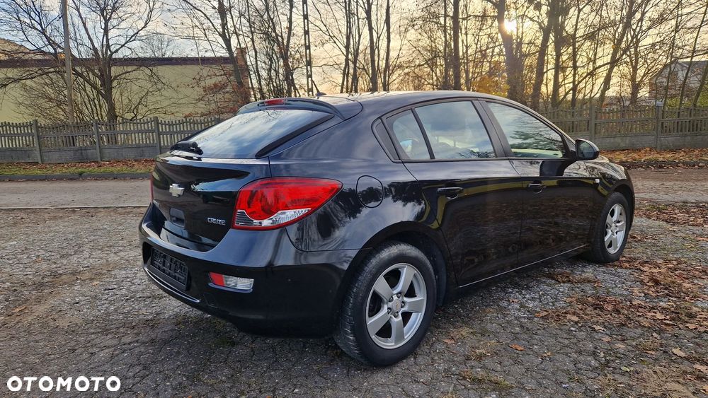 Chevrolet Cruze 1.6 LT - 5