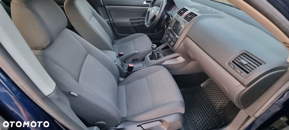 Volkswagen Golf 1.6 Tour - 18