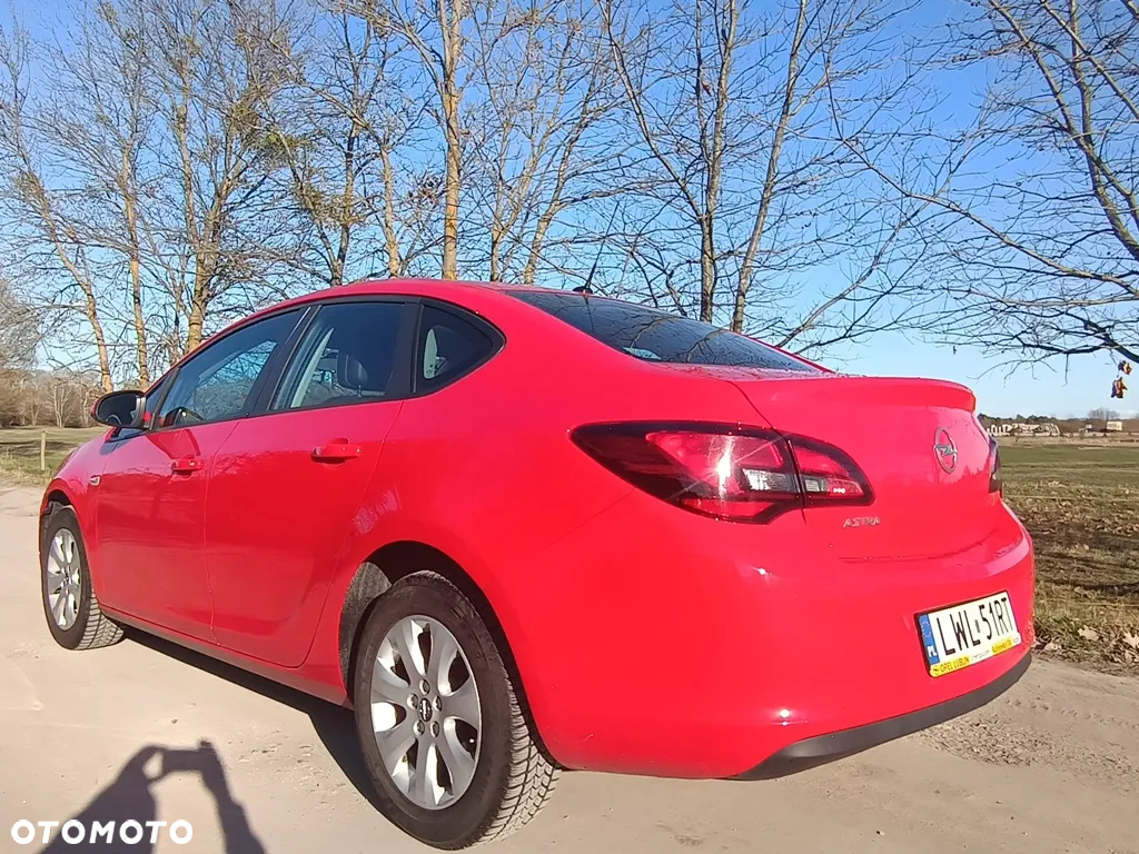 Opel Astra IV 1.6 Active EU6 - 7
