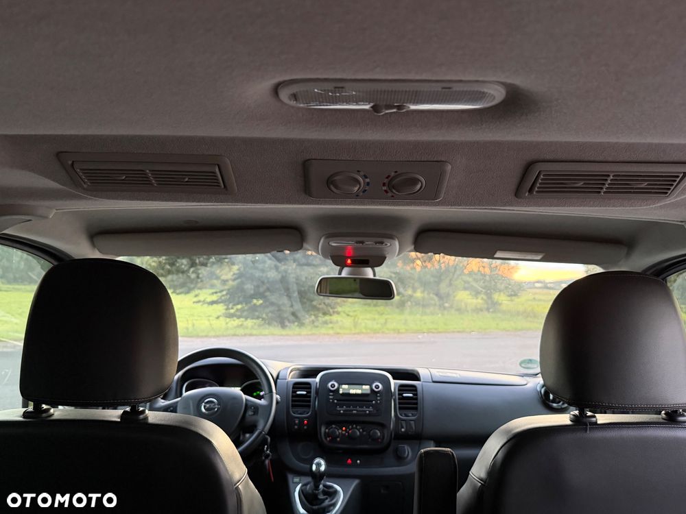 Opel Vivaro - 13