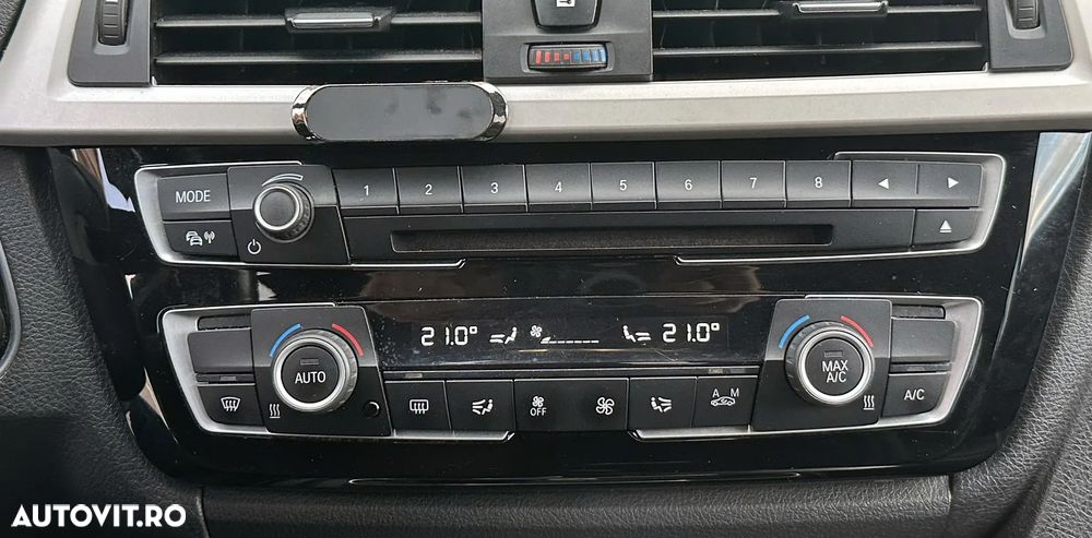 BMW Seria 3 330e iPerformance Advantage - 15