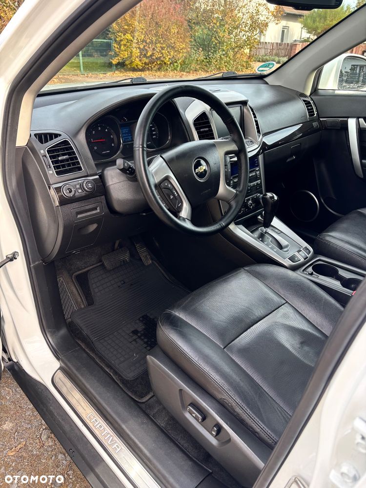 Chevrolet Captiva - 10