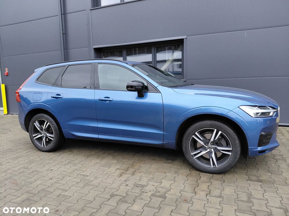 Volvo XC 60 B5 D AWD R-Design - 33
