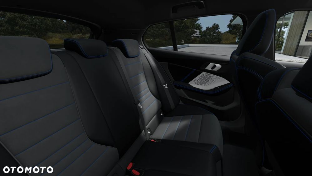 BMW Seria 1 120 mHEV - 13