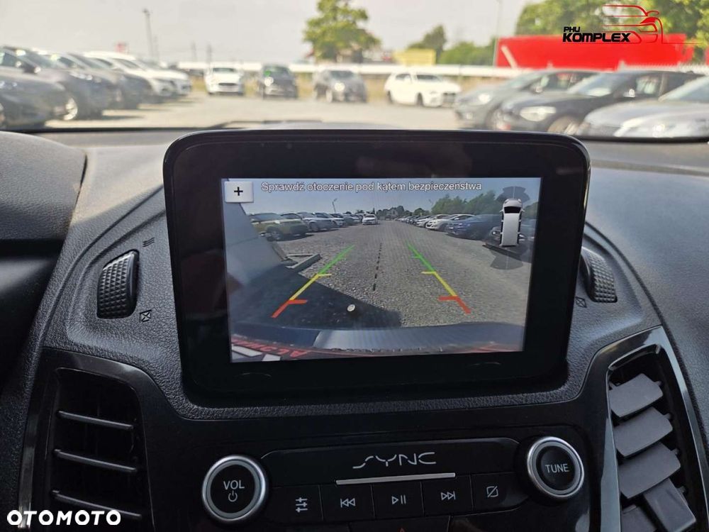 Ford Tourneo Connect Grand - 19