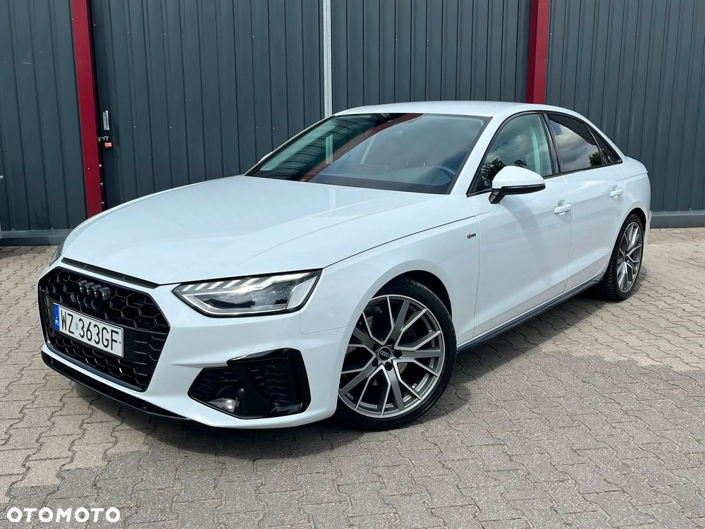 Audi A4 Limousine 35 TFSI mHEV S Line S tronic