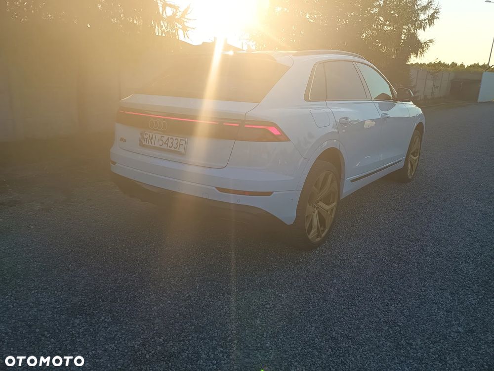 Audi Q8 55 TFSI mHEV Quattro Tiptronic - 3