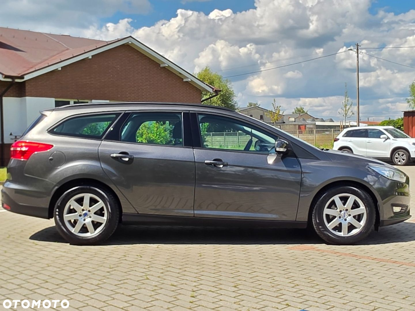 Ford Focus - 7