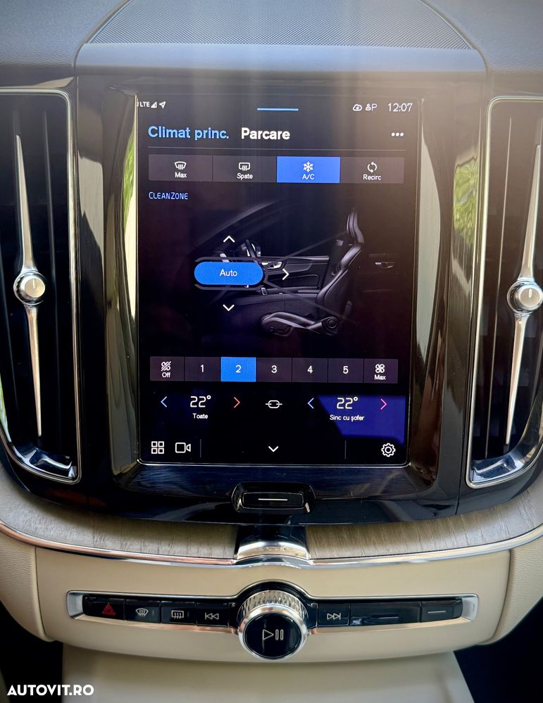 Volvo XC 60 B4 D AWD Geartronic RDesign - 10
