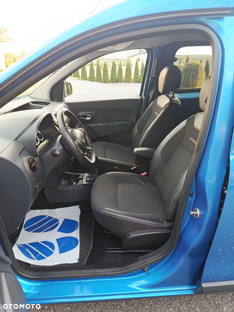 Dacia Dokker TCe 115 Stepway - 19