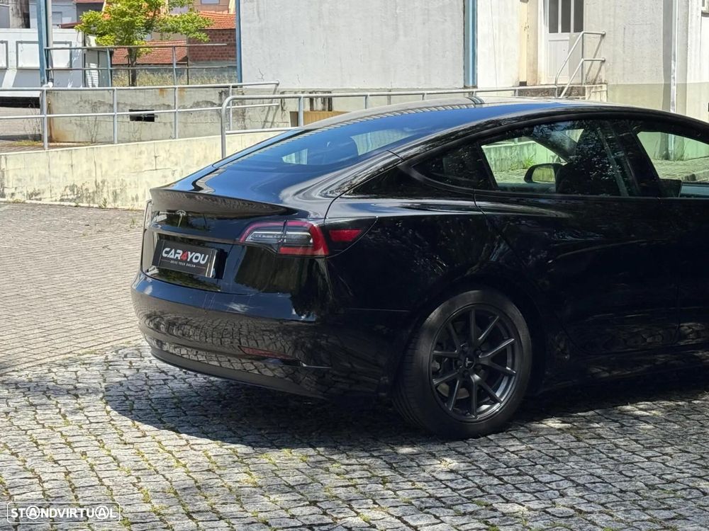 Tesla Model 3 Standard Range Plus RWD - 5
