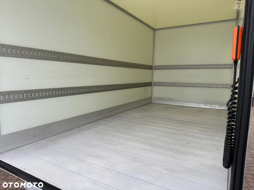 Mercedes-Benz Sprinter 516 CDI Izoterma Winda - 14