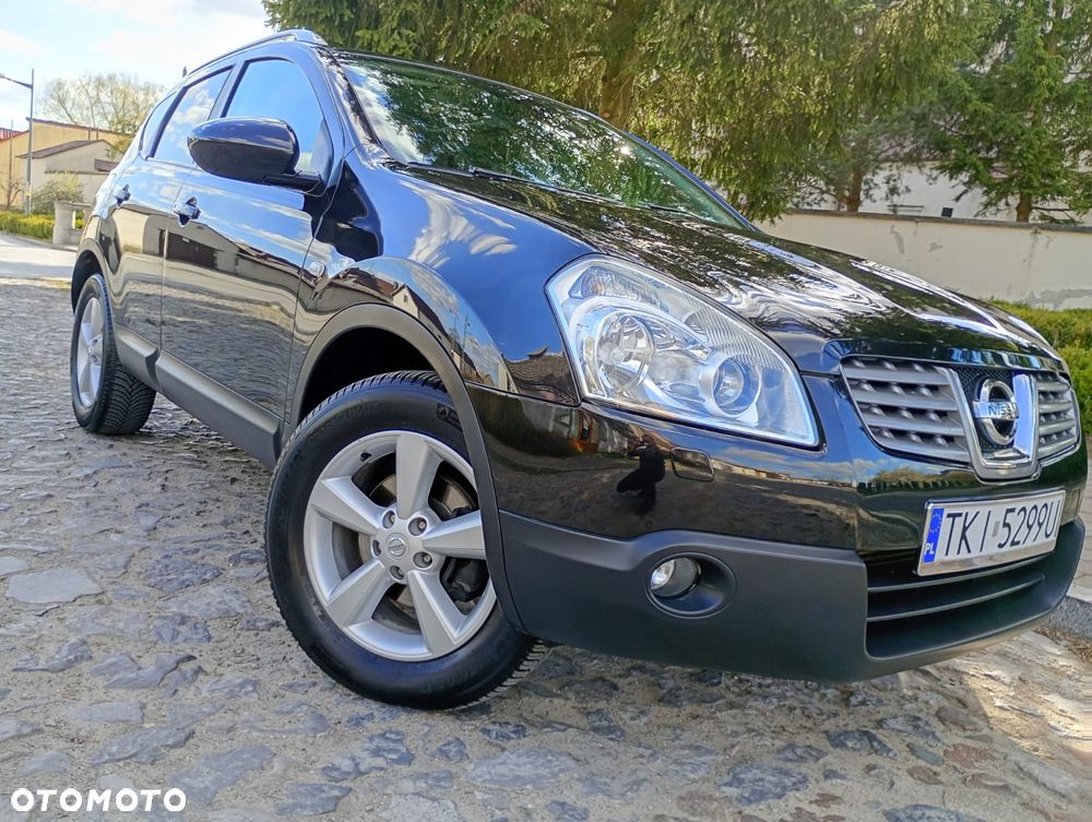 Nissan Qashqai 2.0 dCi 4 x 4 DPF tekna - 34