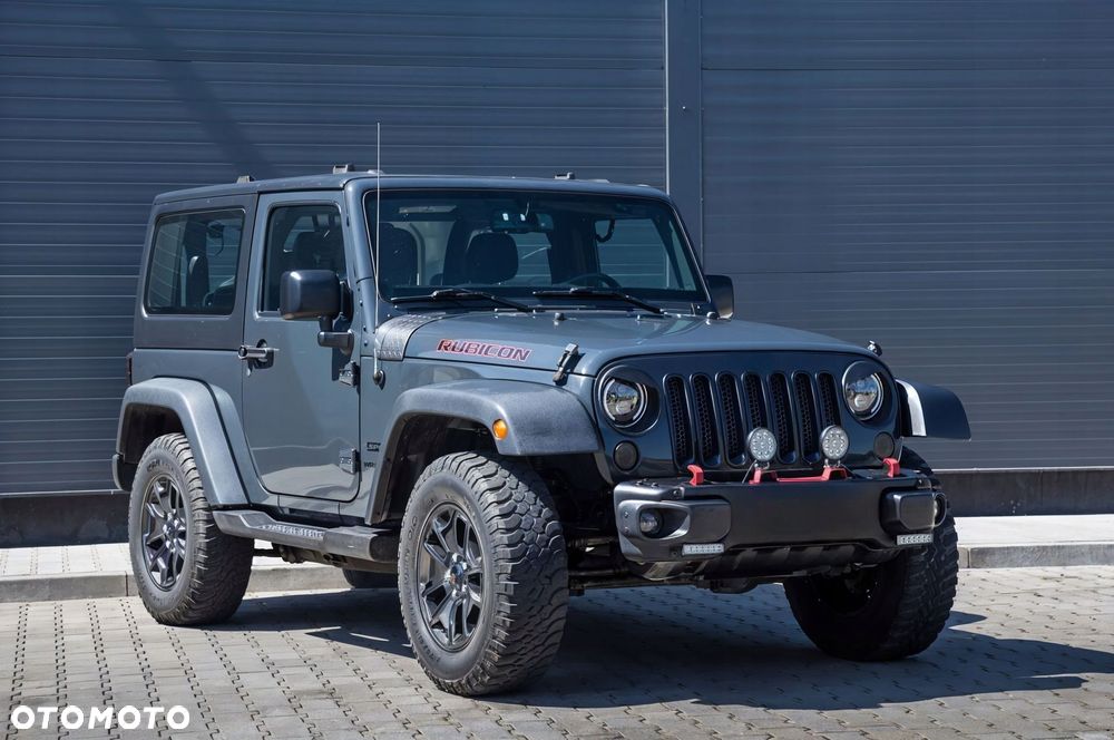 stylizacyjne wkładki grilla czarne abs jeep wrangler jk 2007-2018 - 4