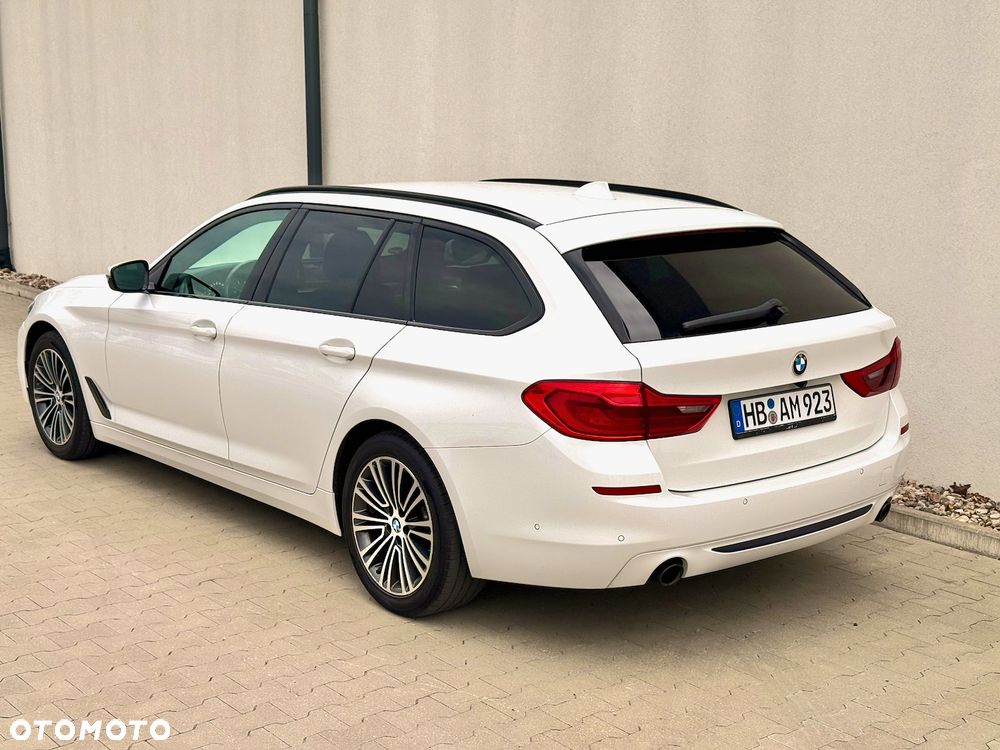 BMW Seria 5 520d xDrive Sport Line sport - 12